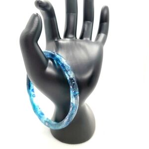 Handcrafted resin bangle bracelet